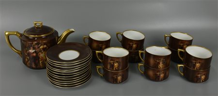 SERVIZIO DA TE' IN PORCELLANA Altwasser, decorato con scene dell'opera 'La...