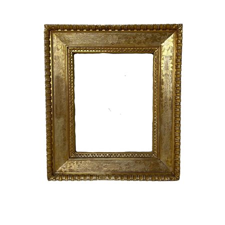 Cornice italiana XIX secolo in foglia oro e grafiti. Dimensioni esterne...