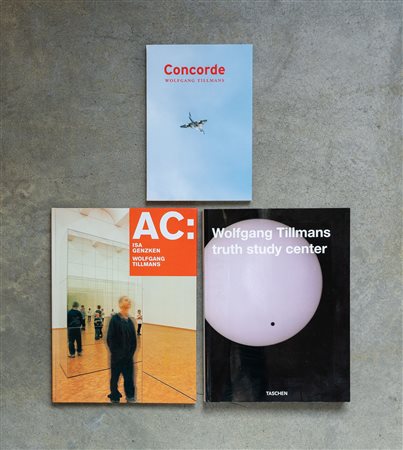 WOLFGANG TILLMANS(1968)Lotto di tre cataloghiTruth study center2005Catalogo...