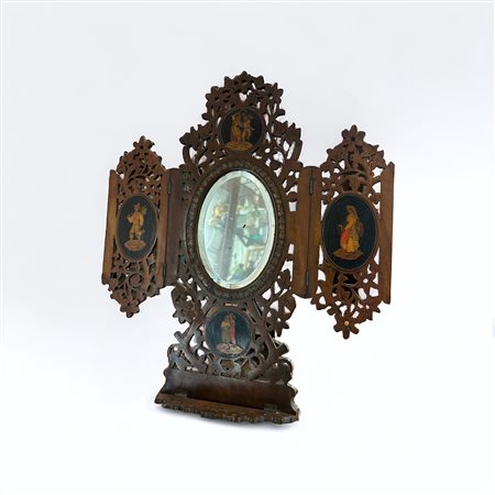  
Specchio da tavolo tripartito Manifattura di Sorrento, fine XIX secolo
 h 40 cm