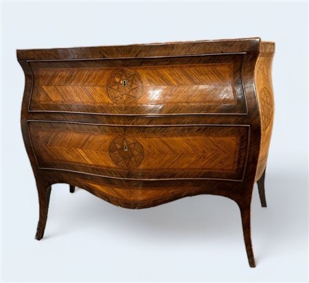  
Commode Inizio XIX secolo
 90 x 120 x 60 cm