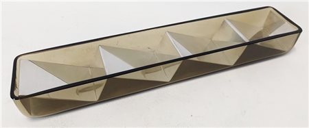 Lino Sabattini Contenitore da scrivania in metallo argentato e vetro. Produzione