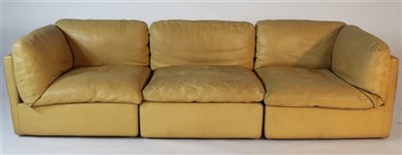 Jonathan De Pas (1932-1991), Donato D'Urbino (1935), Paolo Lomazzi (1936) Divano