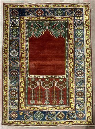 Tappeto preghiera Ladik, Anatolia, recente manifattura. Mirab a fondo rosso tin