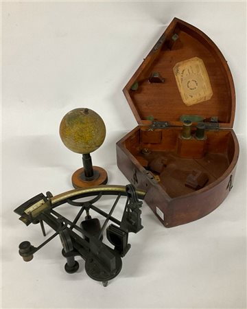 Lotto composto da un sestante inglese dell'ultimo quarto del secolo XIX in cust