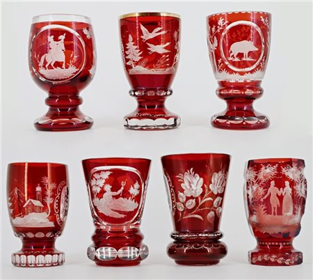 Manifattura di Boemia, secolo XIX-XX. Lotto composto da sette diversi bicchieri