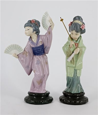 Manifattura Lladrò. Lotto composto da due figure di gheishe in porcellana polic