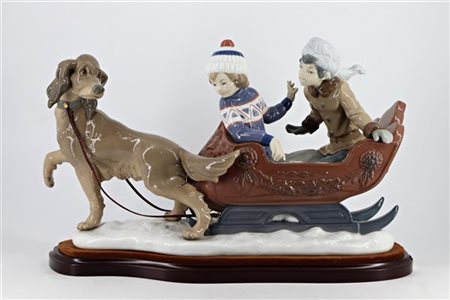 Manifattura di Lladrò. "Sleigh Ride" gruppo in porcellana policroma, marcato so