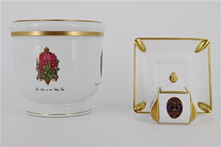 Manifattura di Limoges, Fabergé. Lotto composto da un vaso in porcellana decora