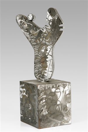 Pubblicato in catalogo, allegato all'opera. "Le sculture in Ferro di Renzo...