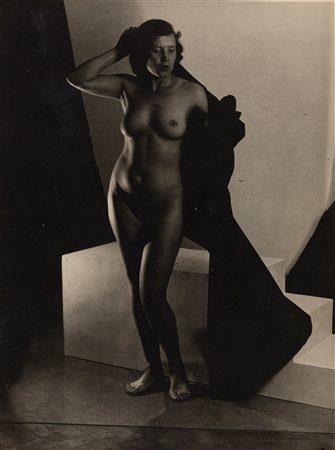 Josef Vetrovsky (1897-1944)  - Stehender Akt, 1928