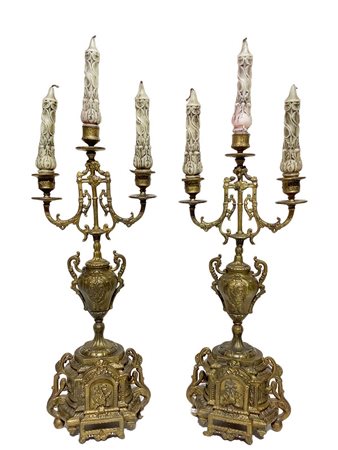 Coppia candelieri in bronzo dorato a tre luci, nineteenth  