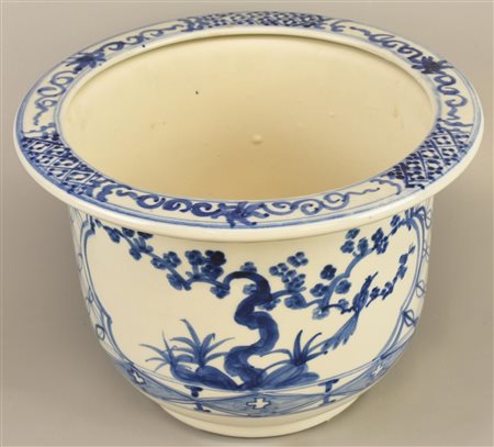 COPRIVASO in ceramica decorata nei toni del blu h cm 19 diam cm 27
