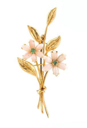  
Spilla floreale in oro con smeraldi e corallo rosa 
 