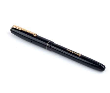  
WATERMAN 502: penna stilografica con pennino in oro 14K 
 