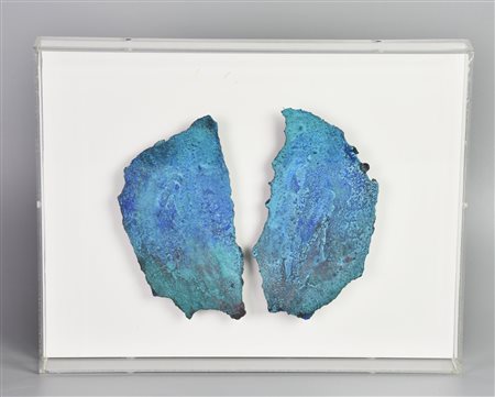 Renzo Nucara SENZA TITOLO, 1993 resine e pigmenti entro teca di plexiglass,...