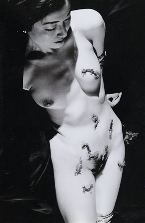 Nobuyoshi Araki (Tokio 1940) Senza titolo, 2007 Fotolitografia cm. 29,5x19,5...