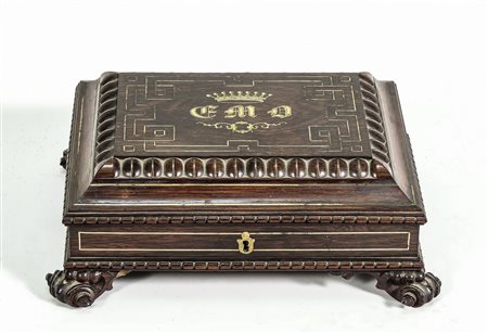 SCRIGNO IN MOGANO E PALISSANDRO - MAHOGANY AND ROSEWOOD CASKET seconda metà...