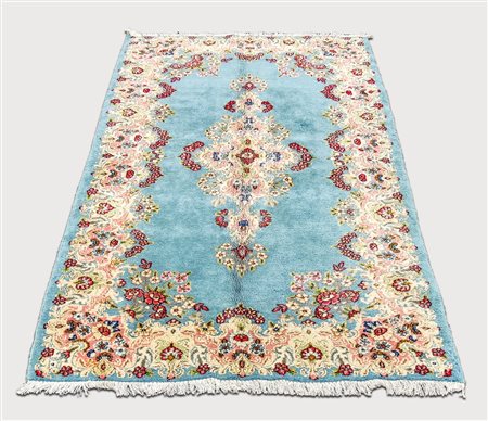 TAPPETO PERSIANO KIRMAN - PERSIAN KIRMAN RUG fondo azzurro a tinta unita,...