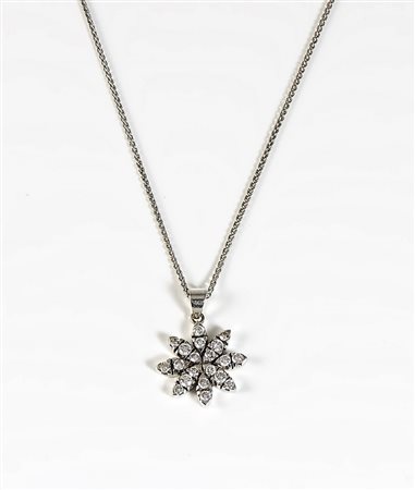 PENDENTE A FIORE IN ORO BIANCO E DIAMANTI - FLOWER PENDANT IN WHITE GOLD AND...