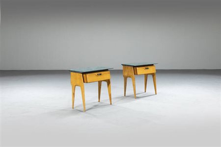 LA PERMANENTE MOBILI CANTU'<BR>Coppia di comodini