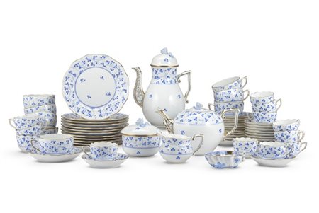 Manifattura Herend Hungary. Servizio da tè e caffè in porcellana decorata nei t