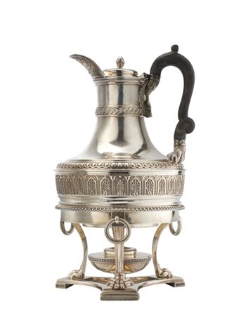 The Kettle in argento con bordure baccellate e fascia con palmette entro riserv