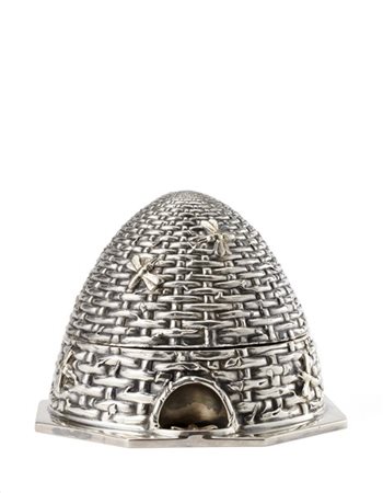 Ciotola per miele in argento inciso in forma di nido d'api con insetti in rilie