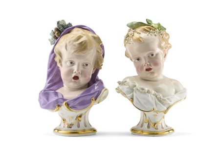 Manifattura di Meissen, secolo XIX. Due busti di fanciulli allegorici dell'inve