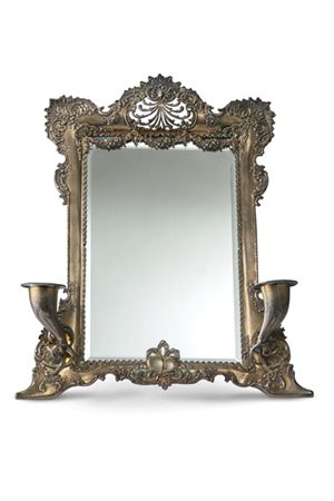 Specchio da tavolo in argento con porta candele decorato in rilievo a fiori, fo