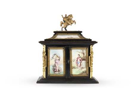 Cofanetto in legno ebanizzato interamente decorato da placche in smalto policro