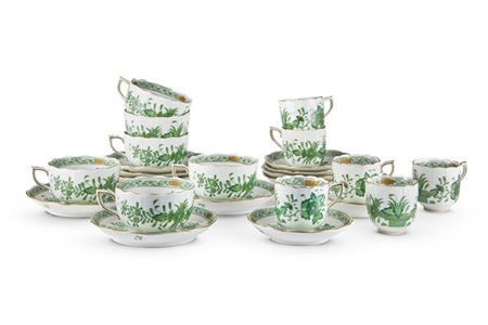 Manifattura di Herend, secolo XX. Parte di servizio da tè e caffè