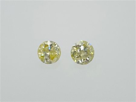 2 DIAMANTI 0,62 CT FANCY - I1-2 - F20305-15