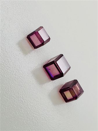 3 DIAMANTI COLORE ESALTATO 1,06 CT FANCY ROSA INTENSO - VS-SI1 - C31211-5