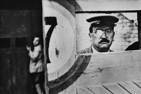 Henri Cartier-Bresson (1908-2004)  - Valencia, 1933