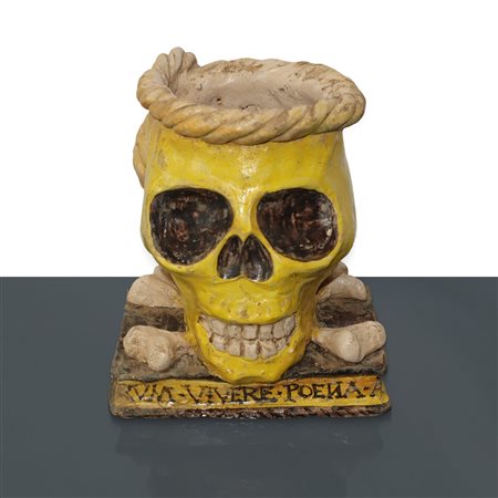 Vaso Vanitas in maiolica di Caltagirone, primi 19° secolo