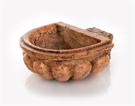 Piccola acquasantiera da muro in marmo rosso di Verona cm 12x26x21 (cm 30...