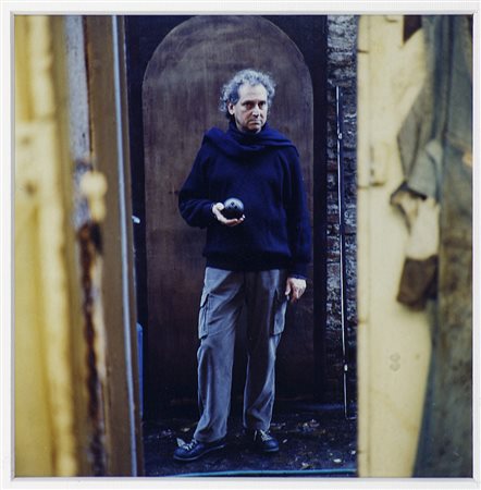 Guido Guidi (1941) L'amico Maurizio Fotografia a colori cm 20x20 Firma sul...