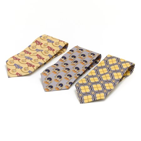 Fendi  
Lotto di cravatte Fendi 
 