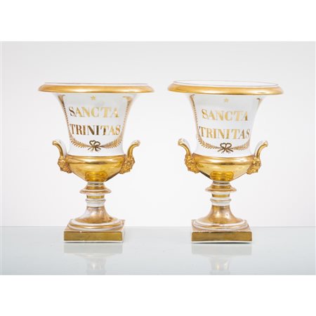 MANIFATTURA FRANCESE DEI PRIMI DELL'800, Coppia di vasi