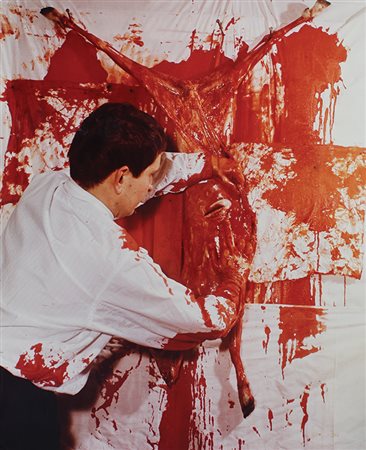 Nitsch Hermann O.M. Theater, 1973 fotografia su carta kodak, cm 60x50, es....