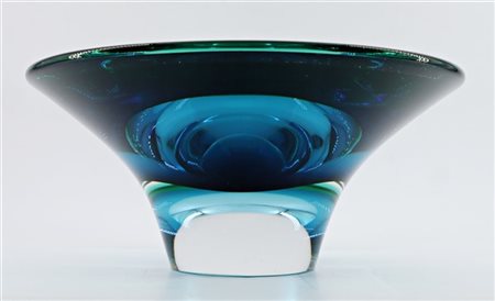 Kosta Boda Coppa in cristallo sommerso incolore azzurro e verde. Svezia, anni '5