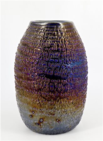 Manifattura di Murano Vaso in vetro blu con superficie corrugata e iridata. Seco