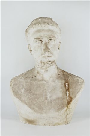 Ignoto, inizio secolo XX. Busto di gentiluomo in gesso (h cm 60) (difetti e res