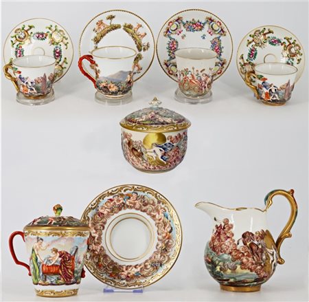 Manifatture diverse, secolo XIX-XX. Lotto composto da cinque diverse tazze con