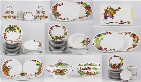 Manifattura Richard Ginori, secolo XX. Servizio da tavola in porcellana dipinta
