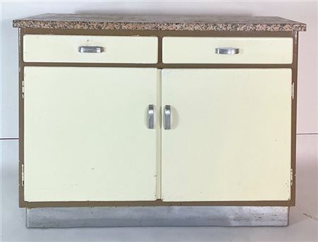 Mobile con stipo a due ante e due cassetti in legno laccato bianco e grigio. Ba