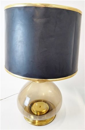 Lampada da tavolo con struttura in vetro trasparente fumé con guarnizioni in ot