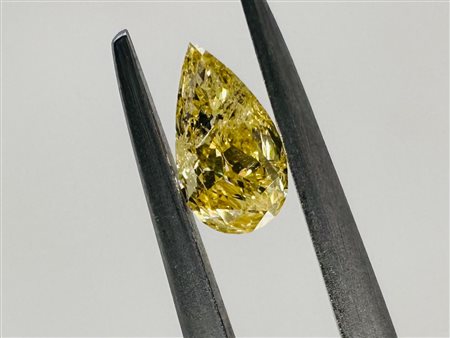 DIAMANTE 0,34 CT GIALLO INTENSO - I2 - INCISO AL LASER - BB40301-1-LC