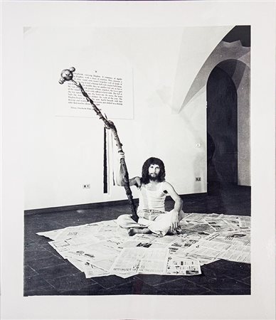 Claudio Parmiggiani, Daphnephoria (quadro vivente), 1974